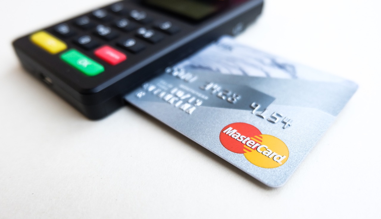 banking, business, button-4896669.jpg